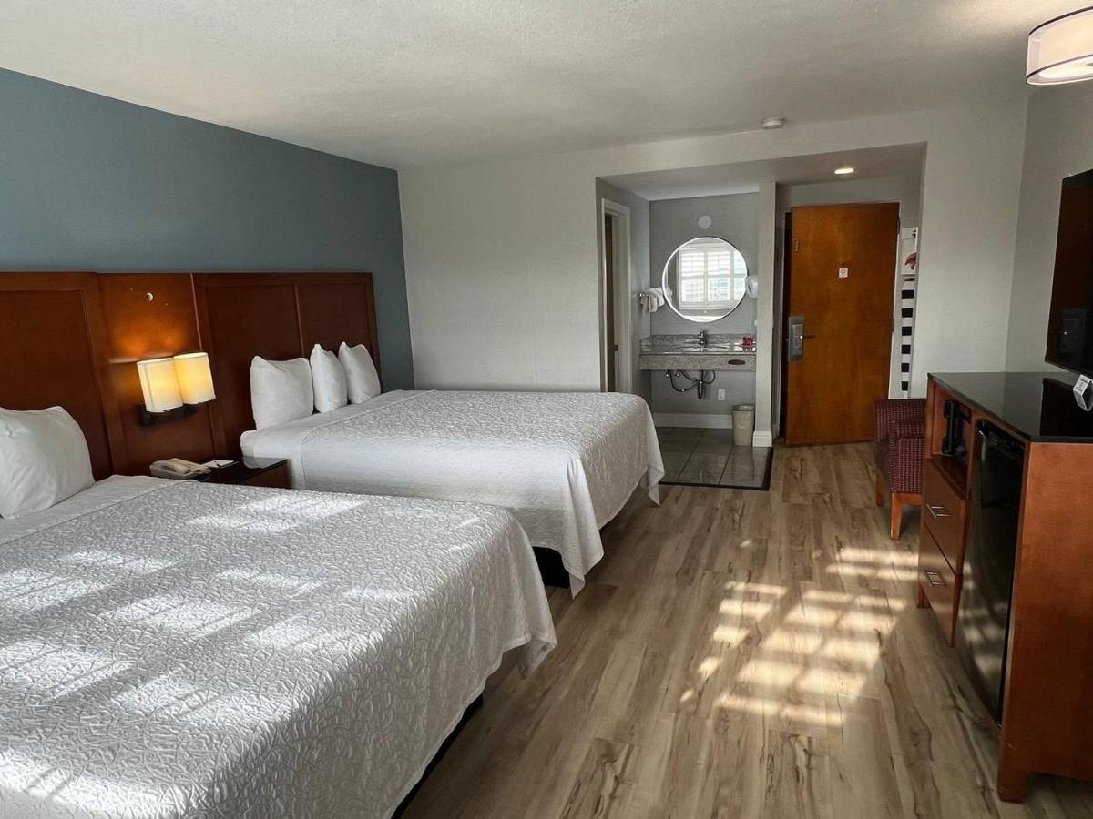 Comfort Inn Near Hearst Castle - Cambria ซานซิเมียน ภายนอก รูปภาพ